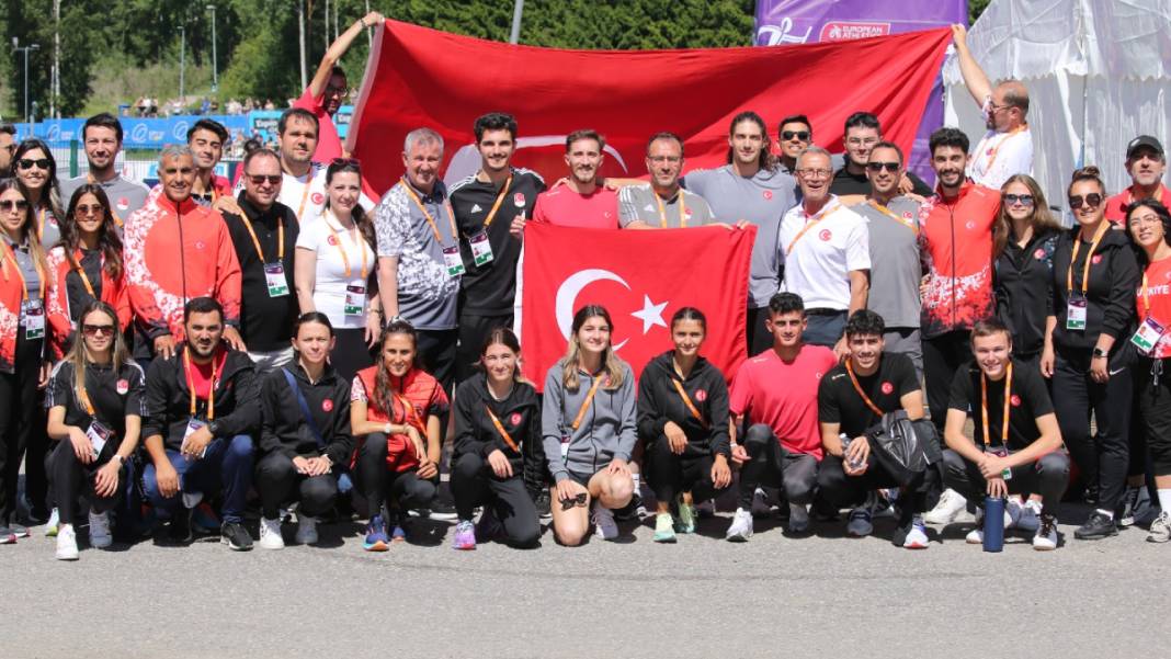 Türkiye adına tarihte ilk defa iki milli sporcu yarı finale çıktı 2